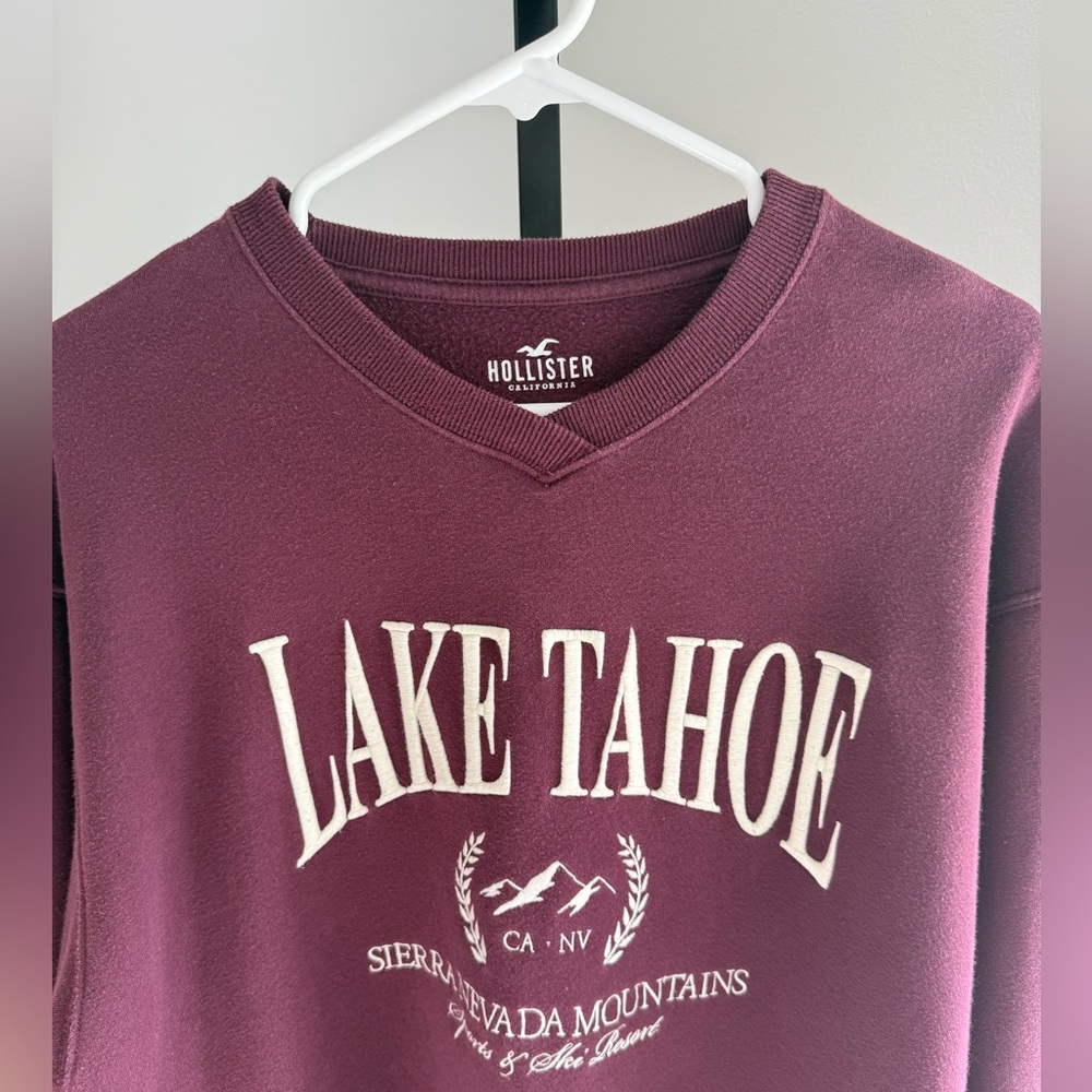 Hollister Burgundy Sweater Size Small - Picture 2 of 3
